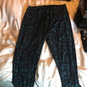 Lularoe key design OS pants